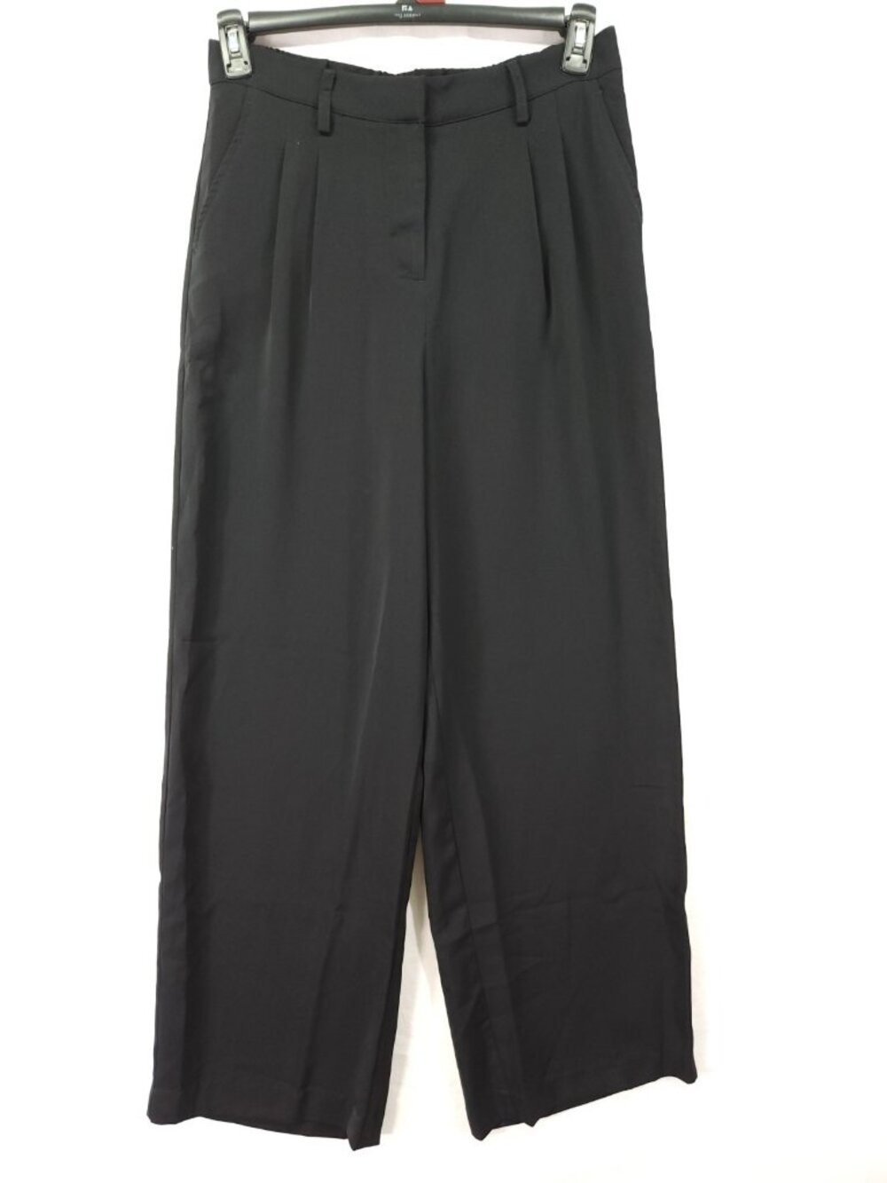 Matty M Womens Size Medium Black Pleated Front Wide Leg Cropped Trousers Pants